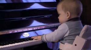 Benoît au piano